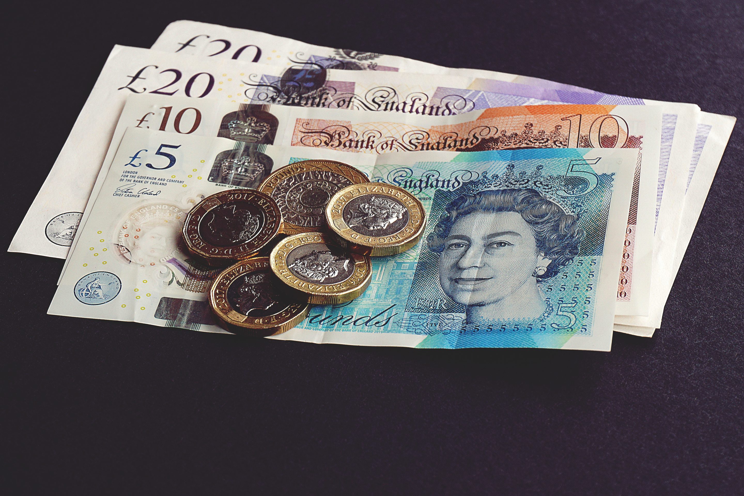 The pandemic and the path to a cashless society